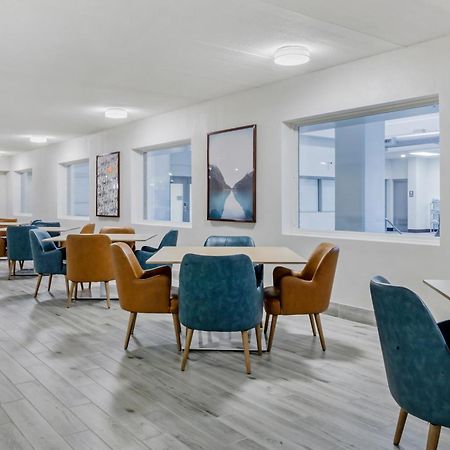 Comfort Inn & Suites Beaver Dam Екстериор снимка