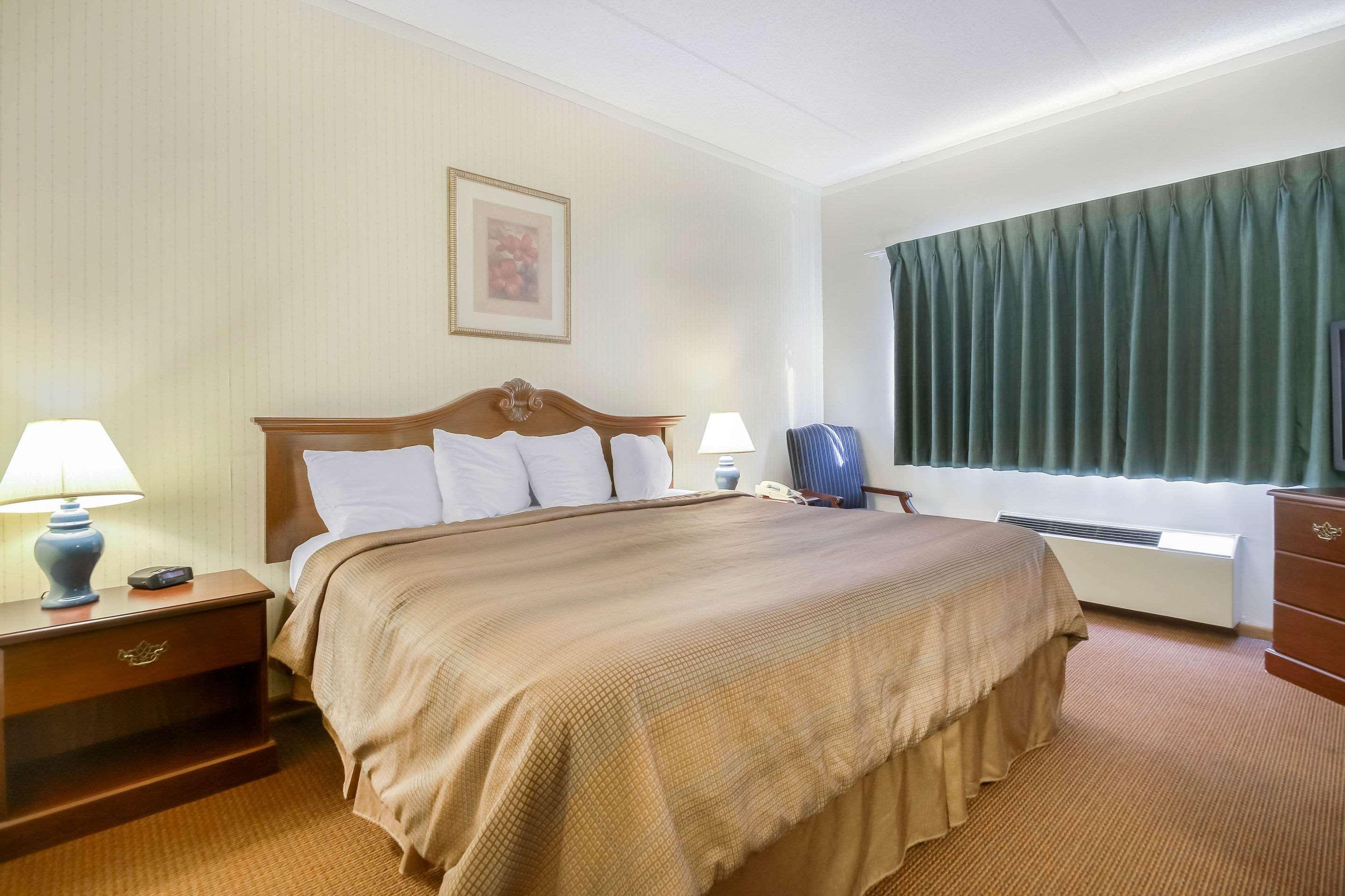 Comfort Inn & Suites Beaver Dam Екстериор снимка