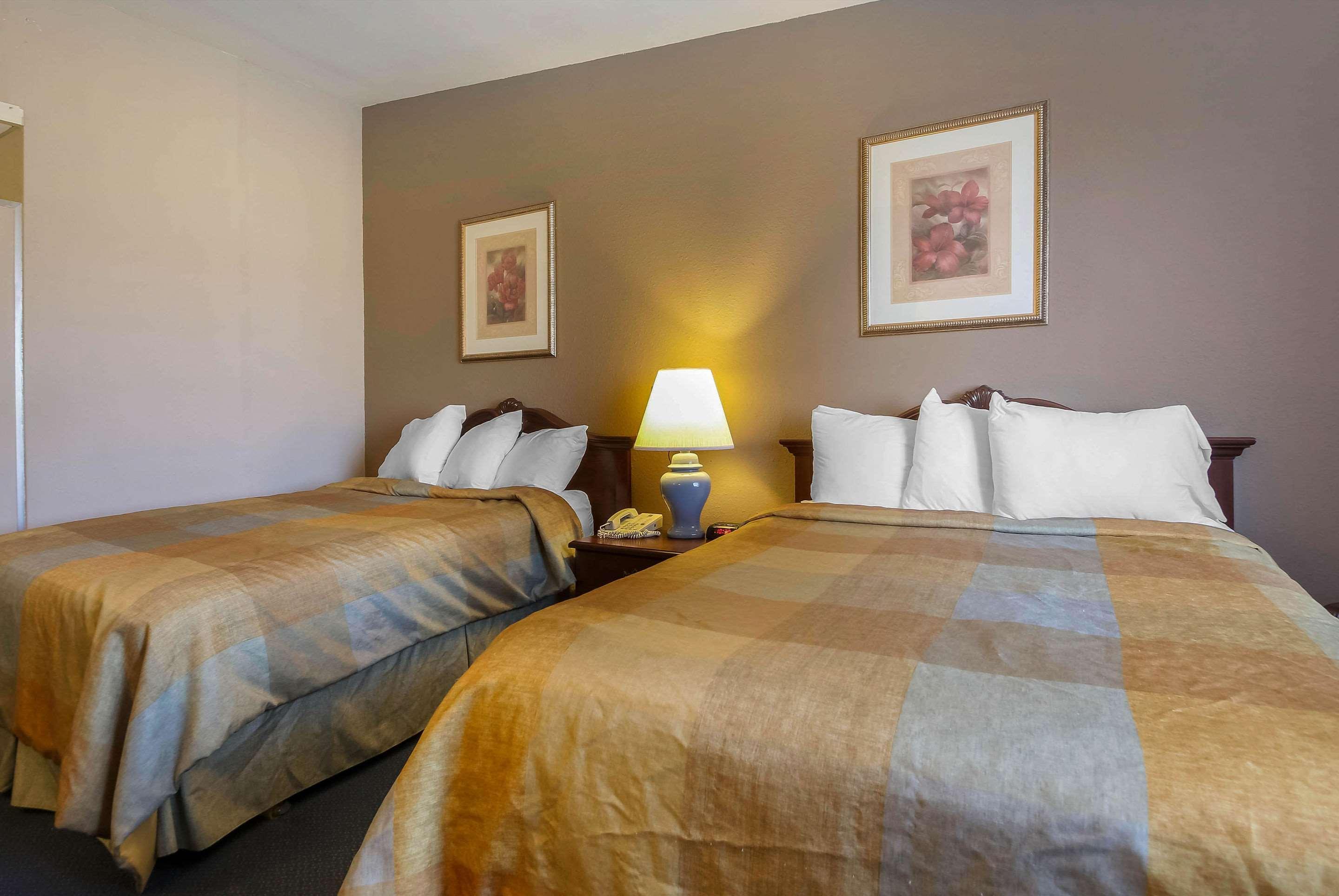 Comfort Inn & Suites Beaver Dam Екстериор снимка