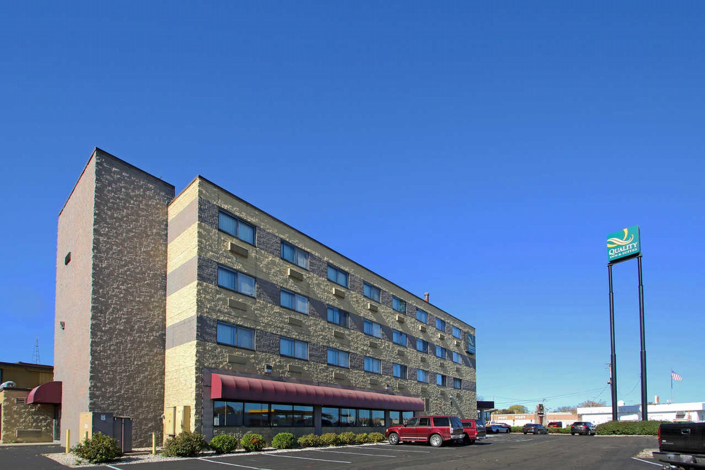 Comfort Inn & Suites Beaver Dam Екстериор снимка