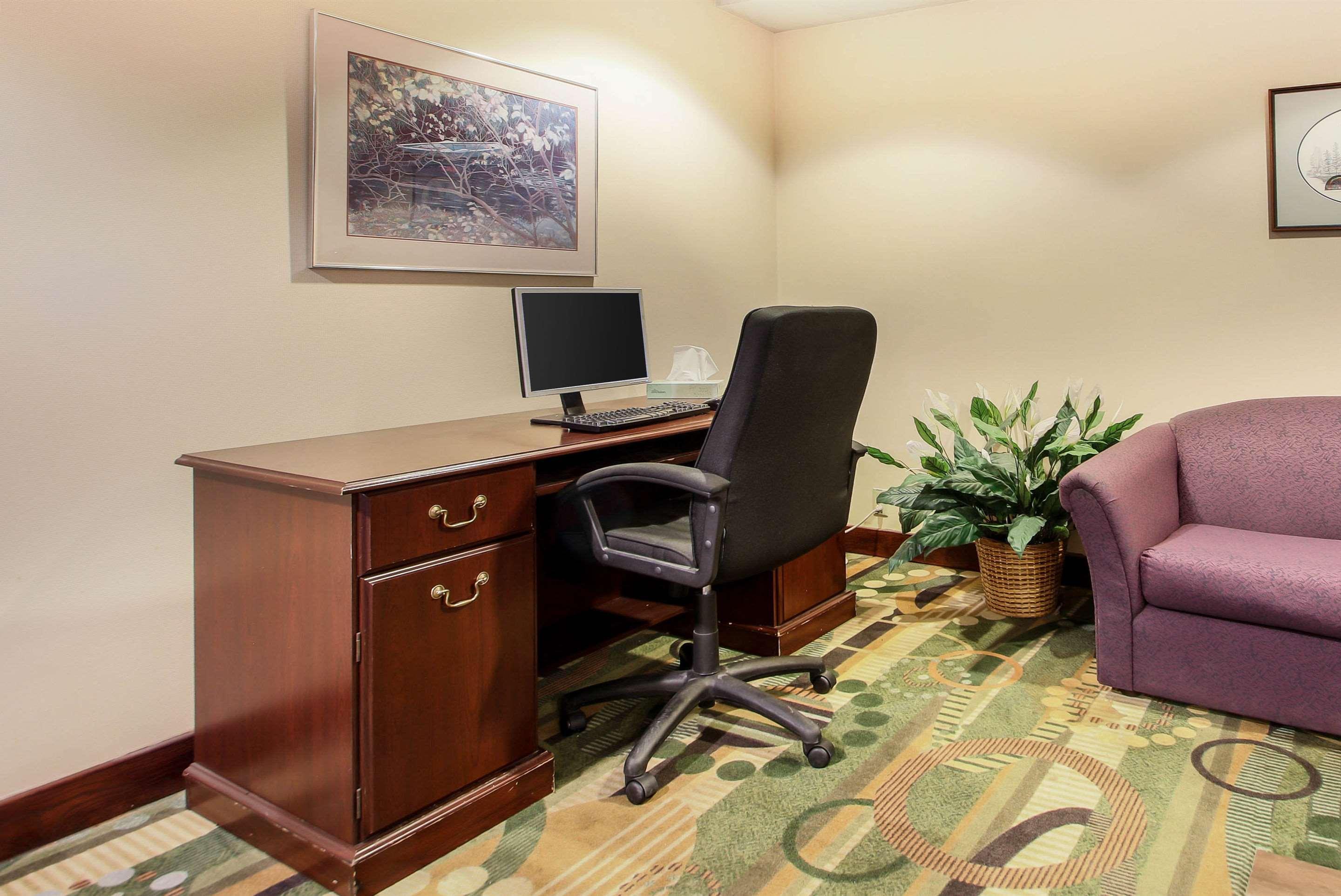 Comfort Inn & Suites Beaver Dam Екстериор снимка