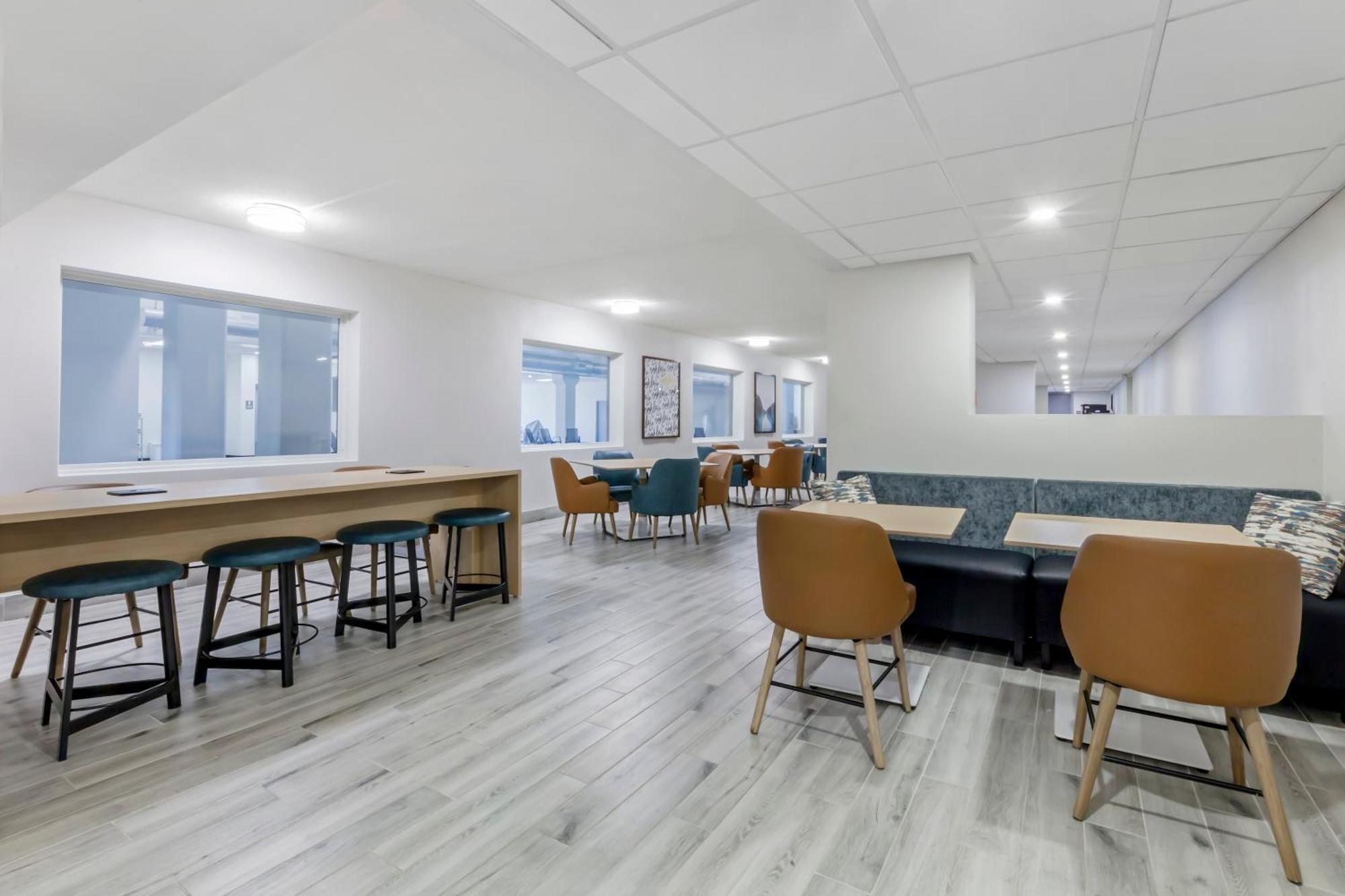 Comfort Inn & Suites Beaver Dam Екстериор снимка